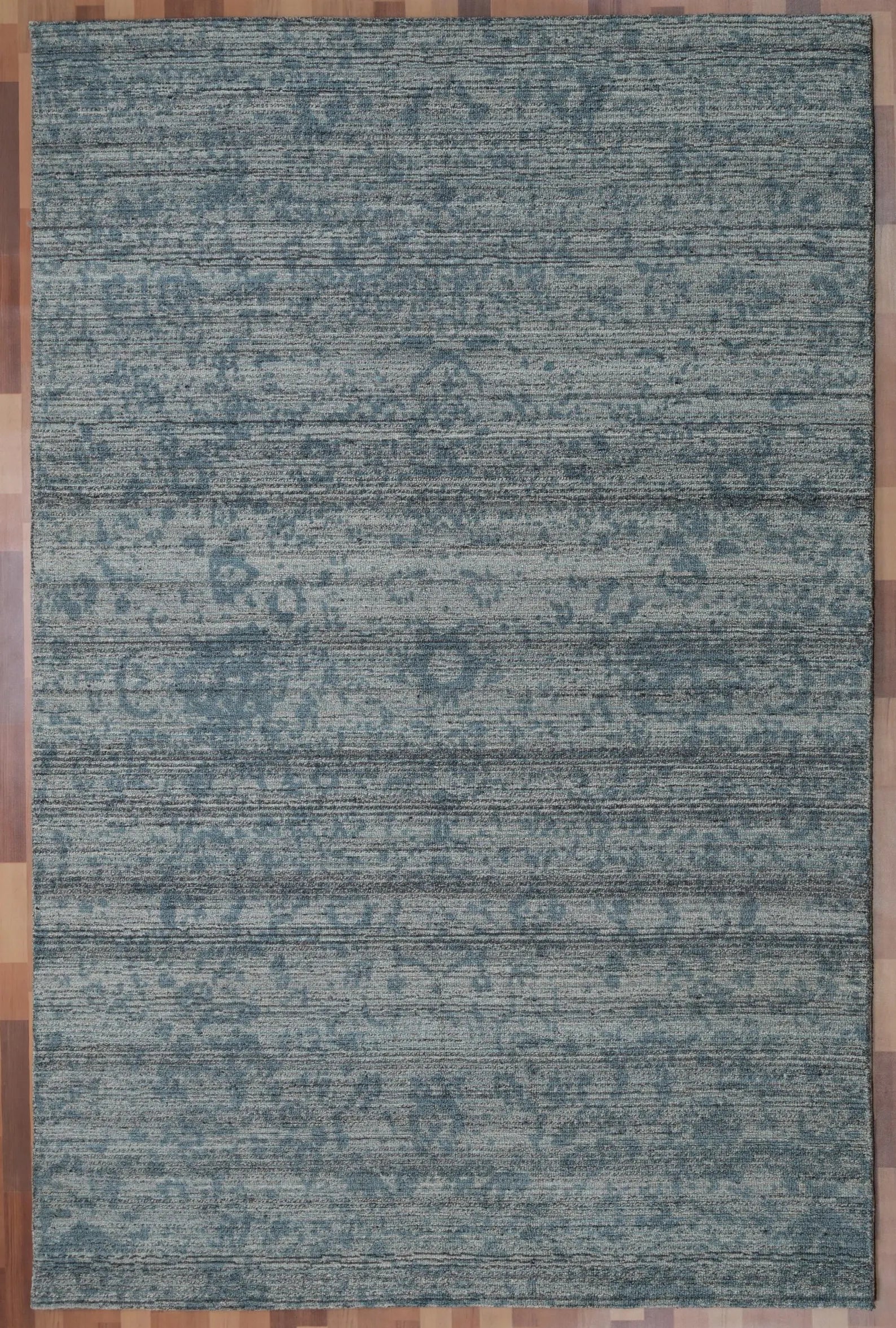 Full Image of the Azure fade rug
