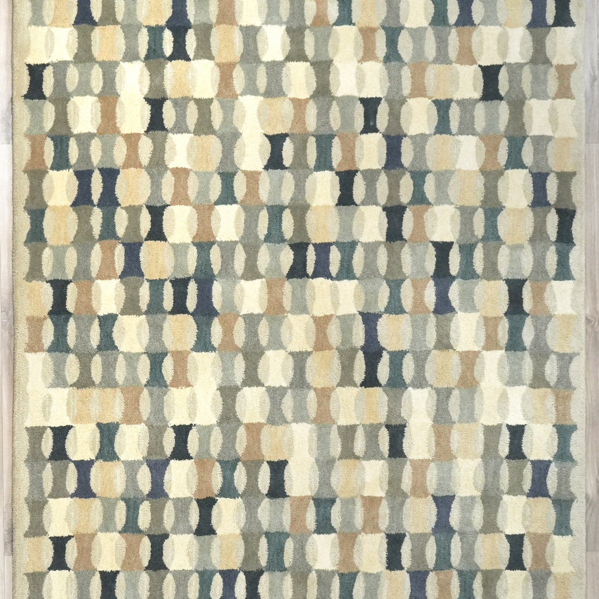 Capsule Grid Rug – Decordec