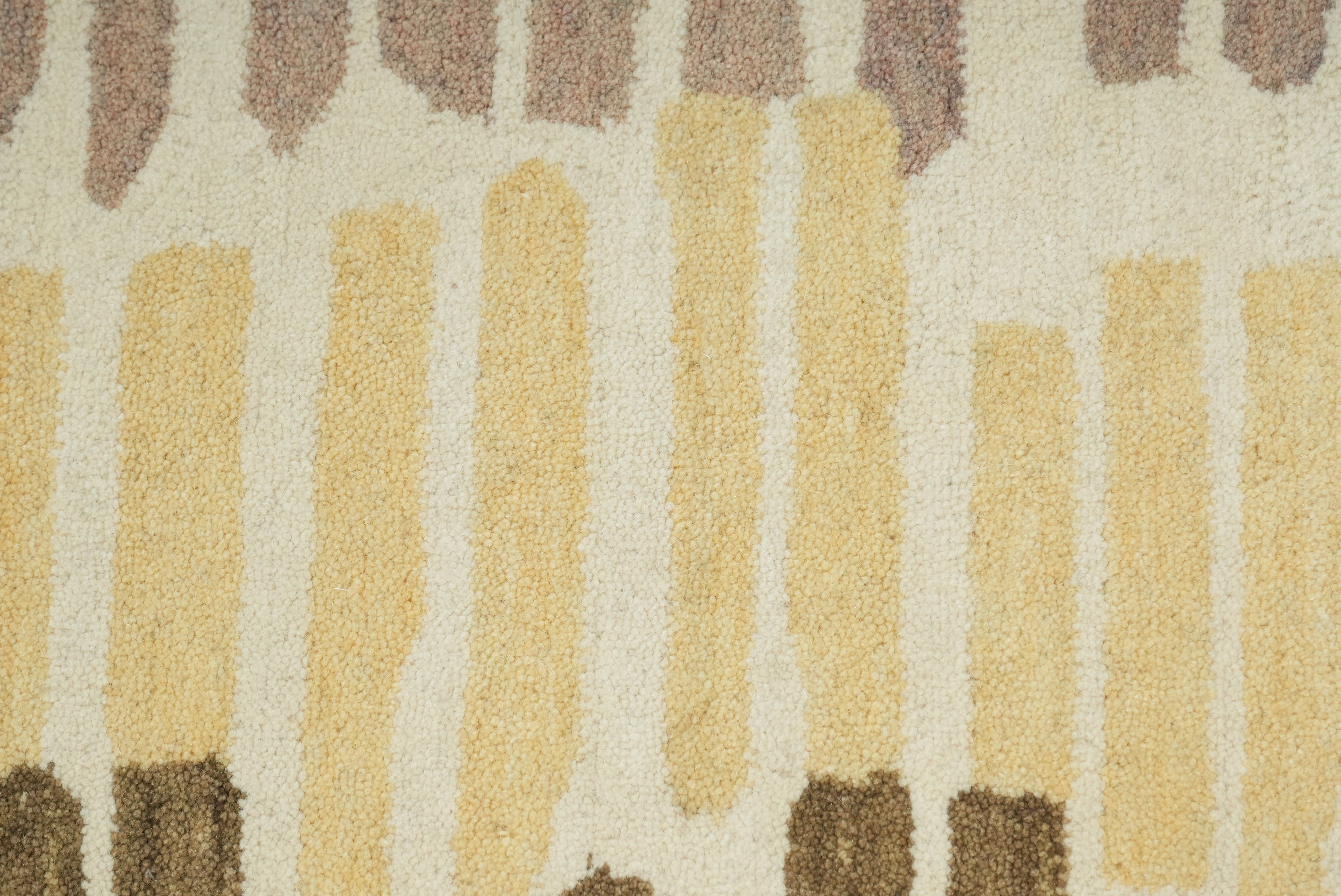 kivo line wool rug close up texture showing hand tufted wool surface