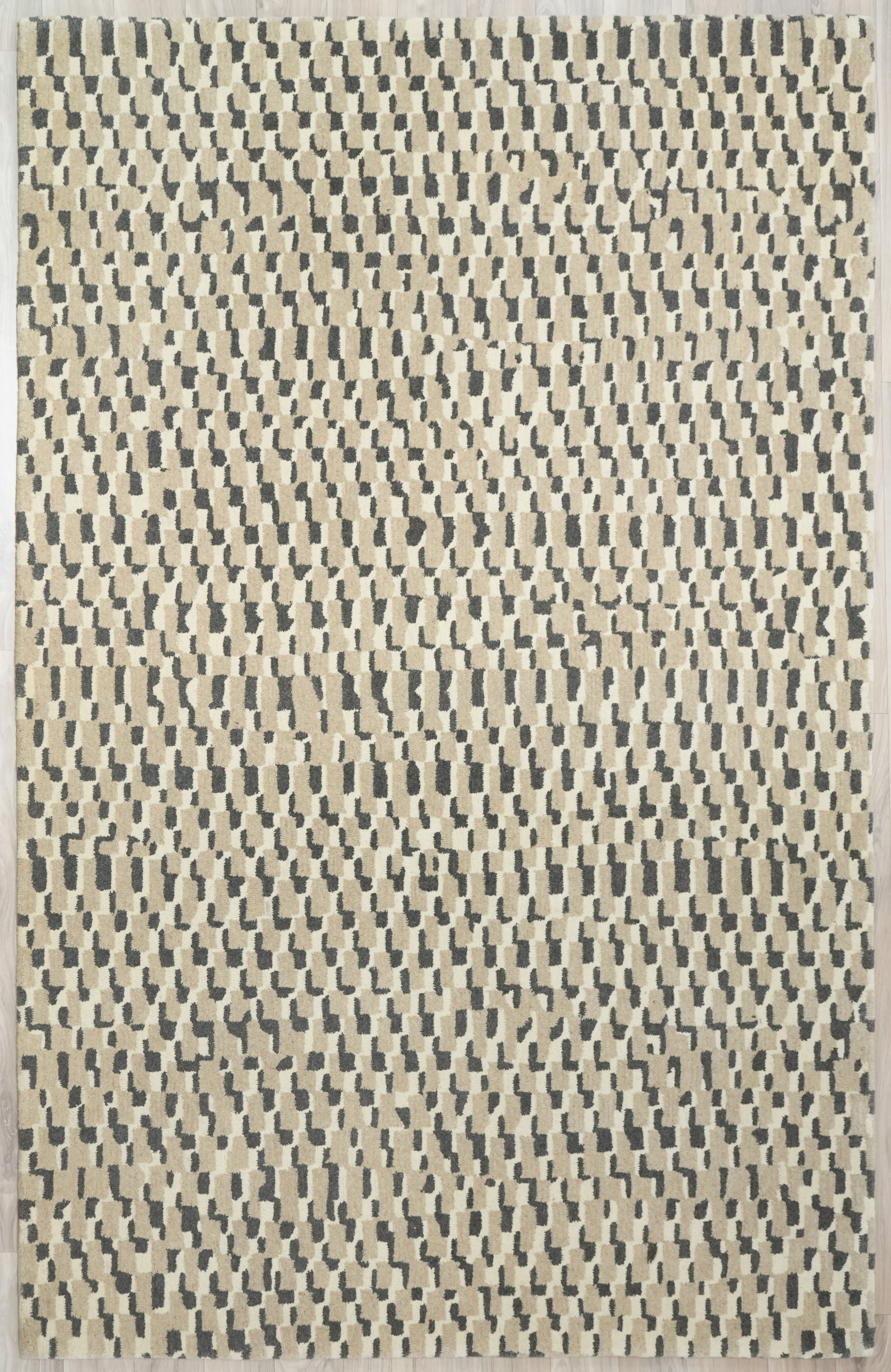 Staggered Dash Wool Rug showing complete pattern layout and hand tufted wool construction